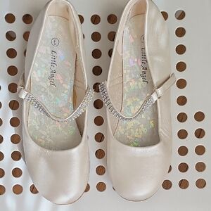 Little Angel Cream Dress Shoes for Kids